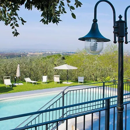 Διαμέρισμα Agriturismo Giugnano Poggio Del Sole, *